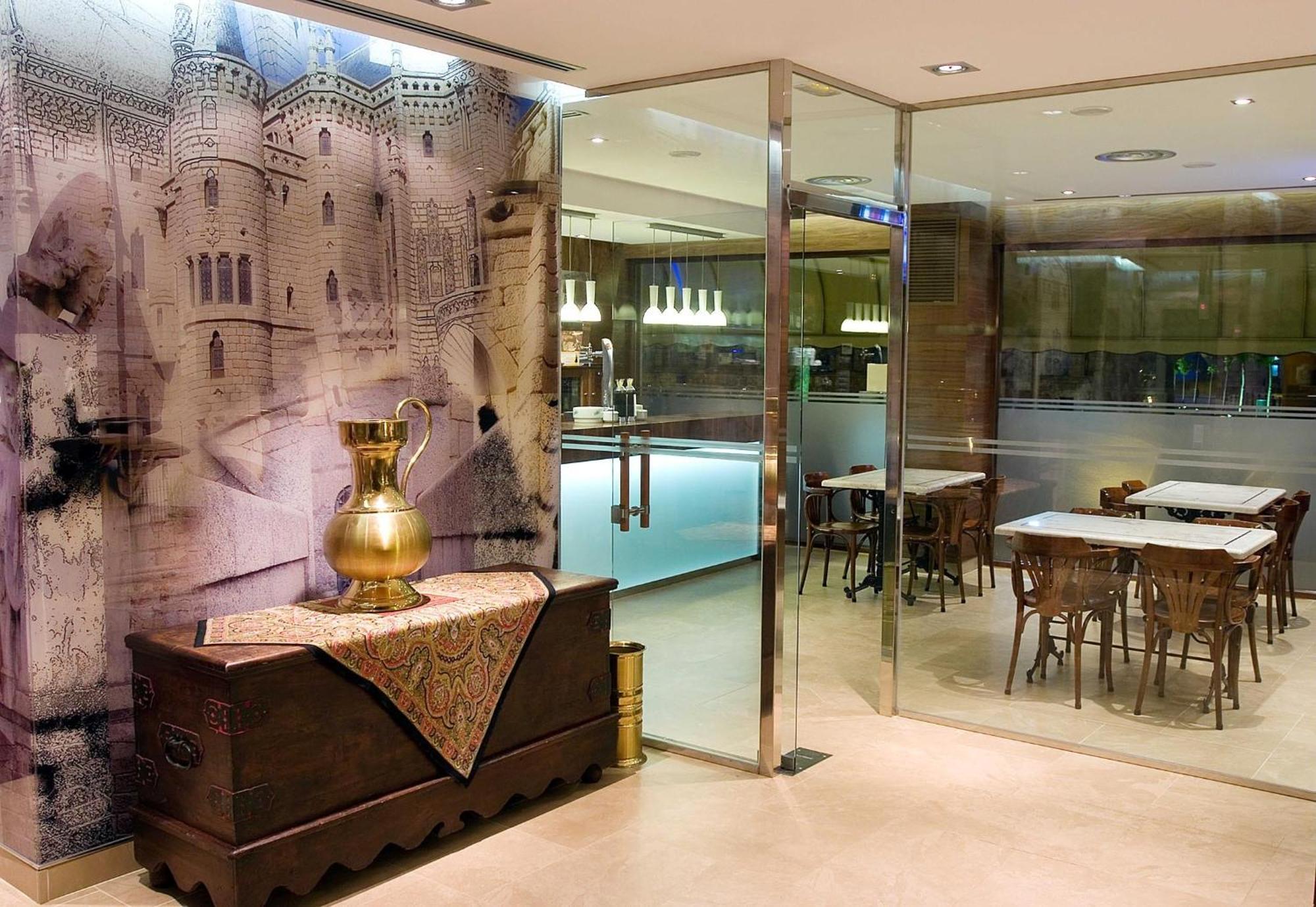Hotel Restaurante La Peseta Astorga Zewnętrze zdjęcie