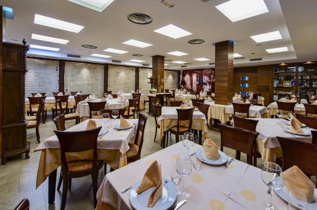 Hotel Restaurante La Peseta Astorga Zewnętrze zdjęcie